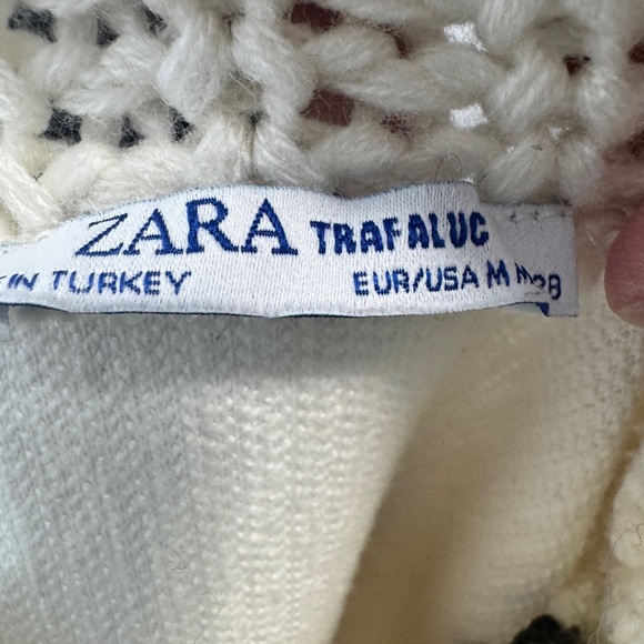 Zara Turtle Neck Knit Sweater Ivory - Picture 5 of 9